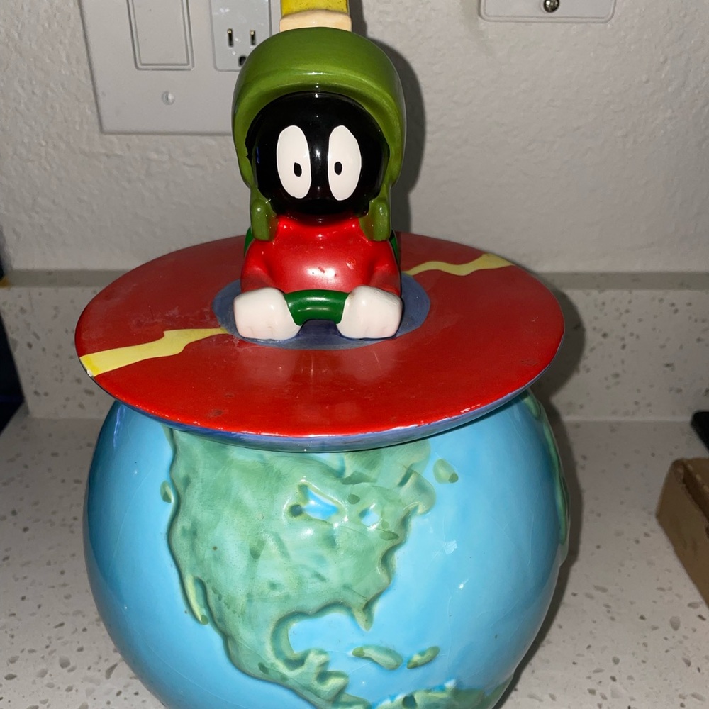 Looney Tunes Marvin the Martian Handmade cookie jar for the 1980’s